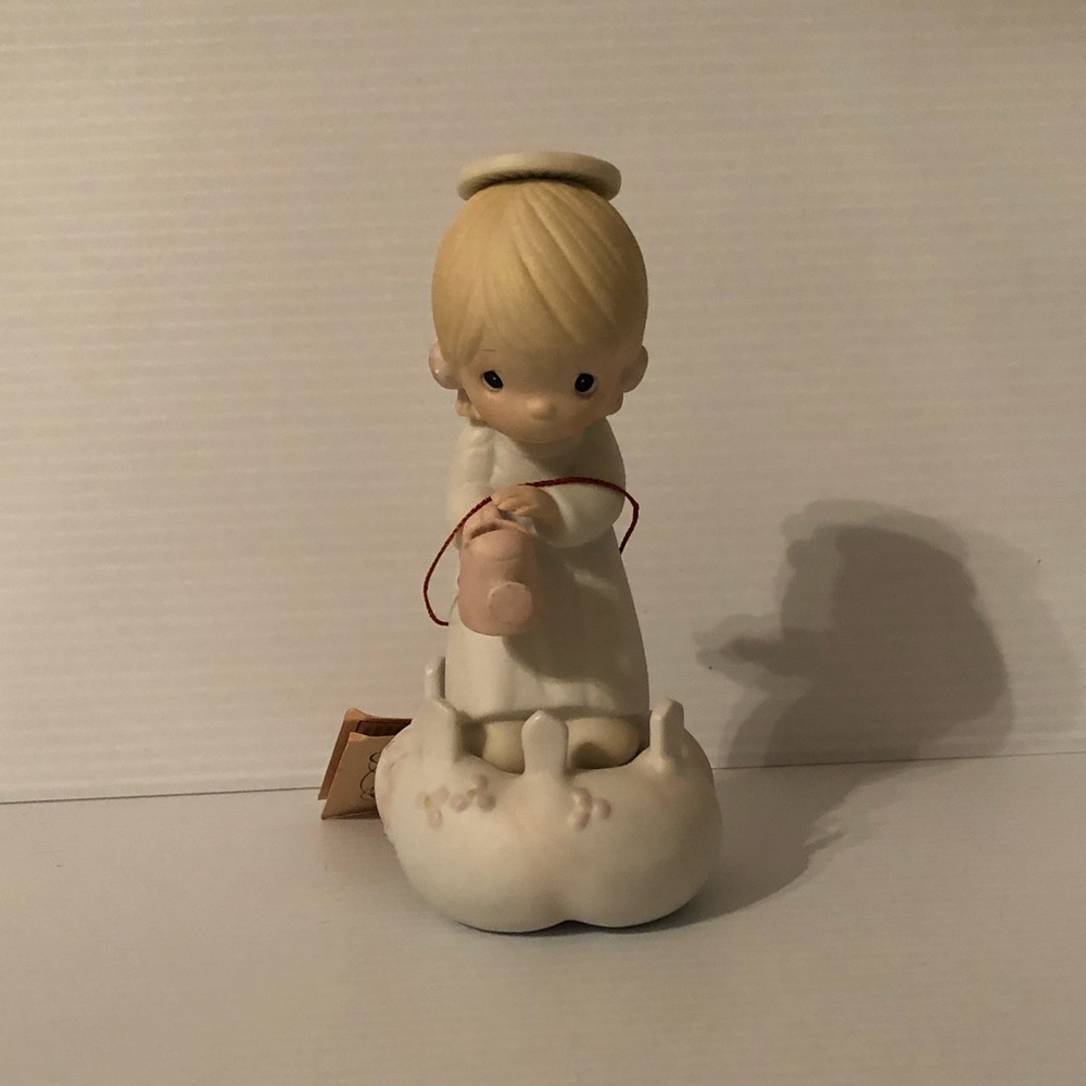 Precious Moments Sending you a rainbow figurine